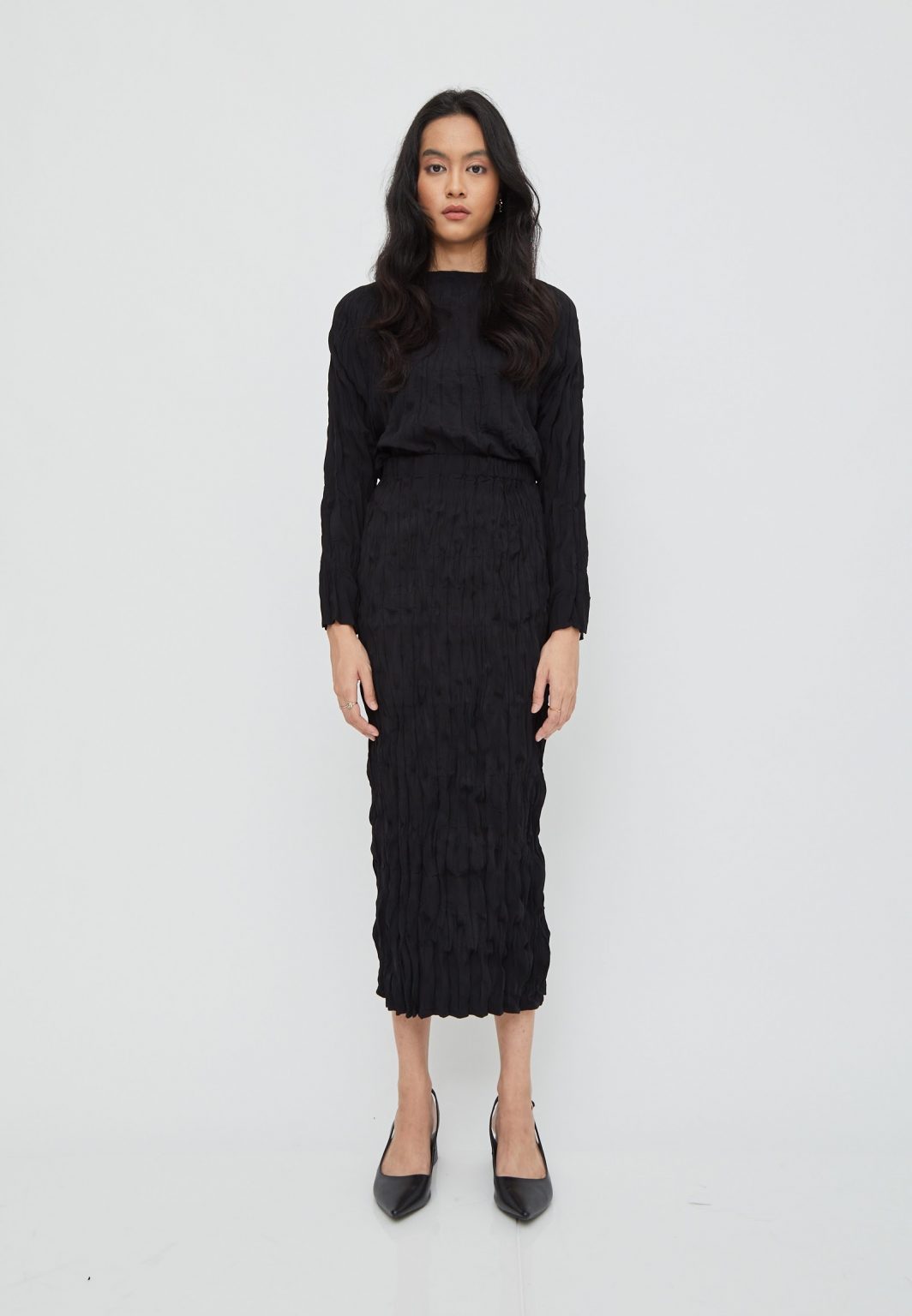 Textura Skirt in Black - Image 3