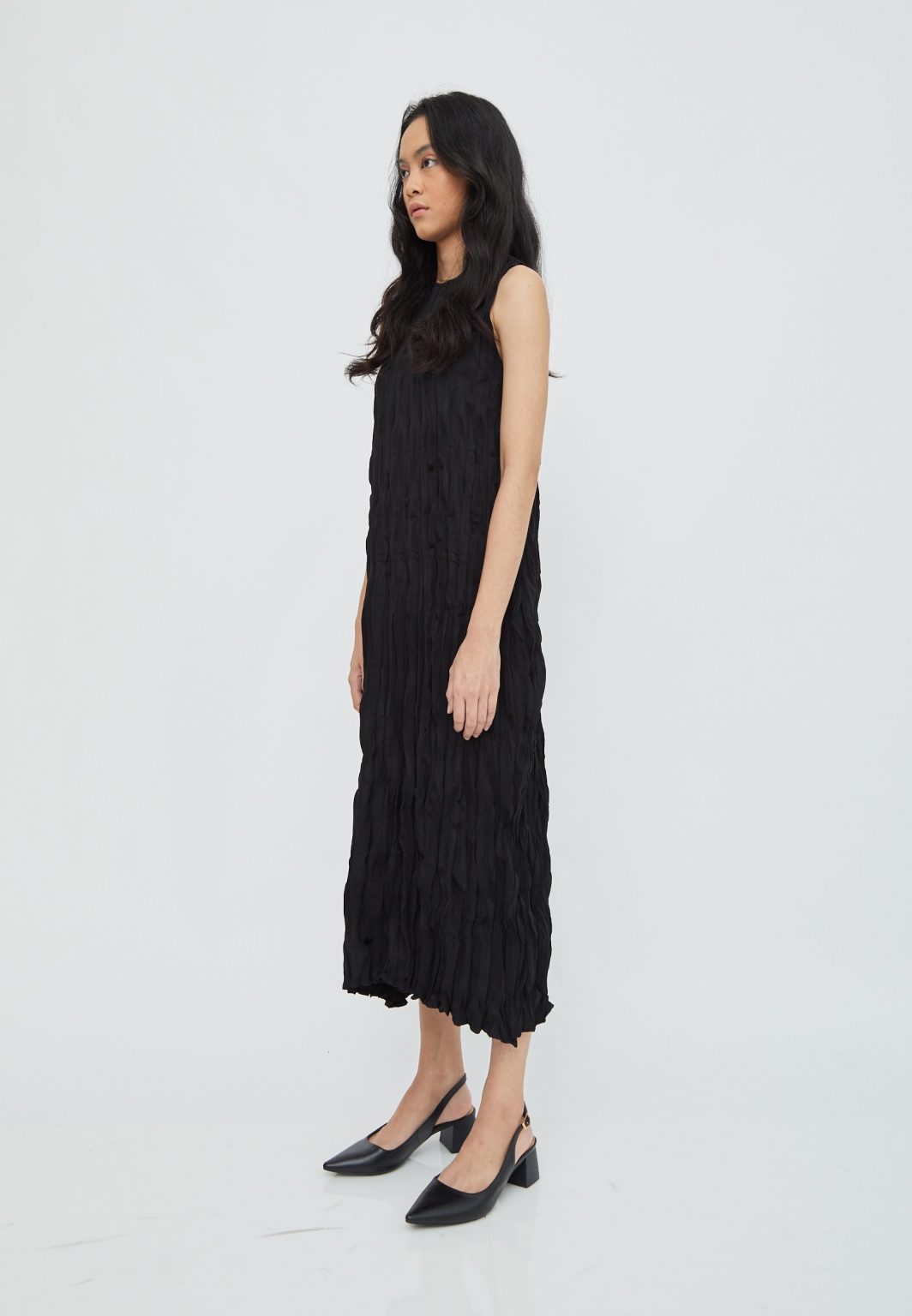 Textura Sleeveless Dress Black - Image 4