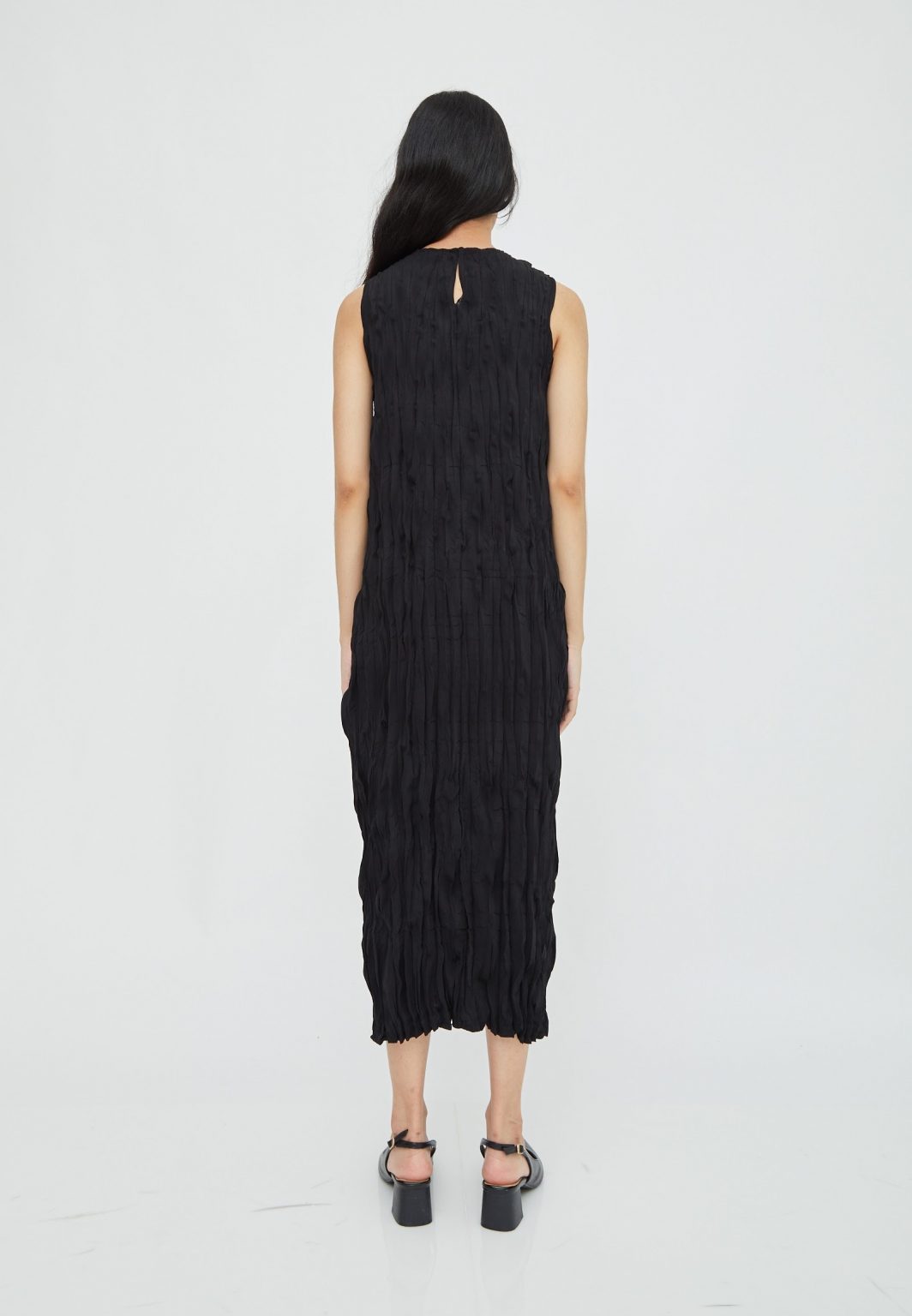 Textura Sleeveless Dress Black - Image 5