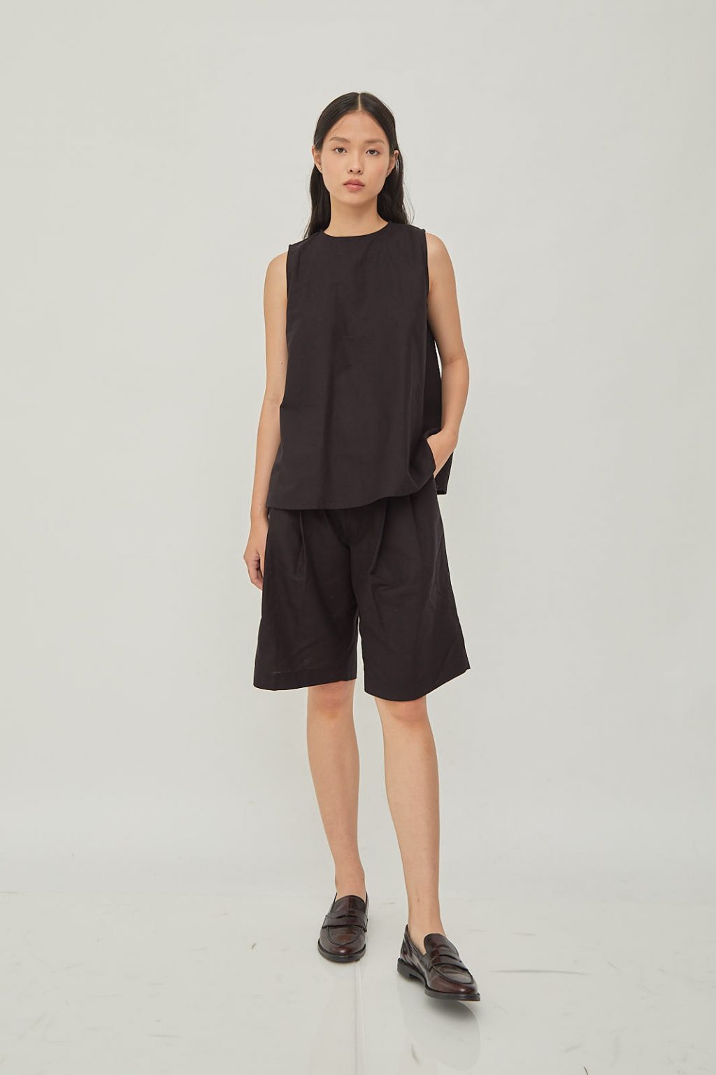 Joan Linen Tank Black - Image 3