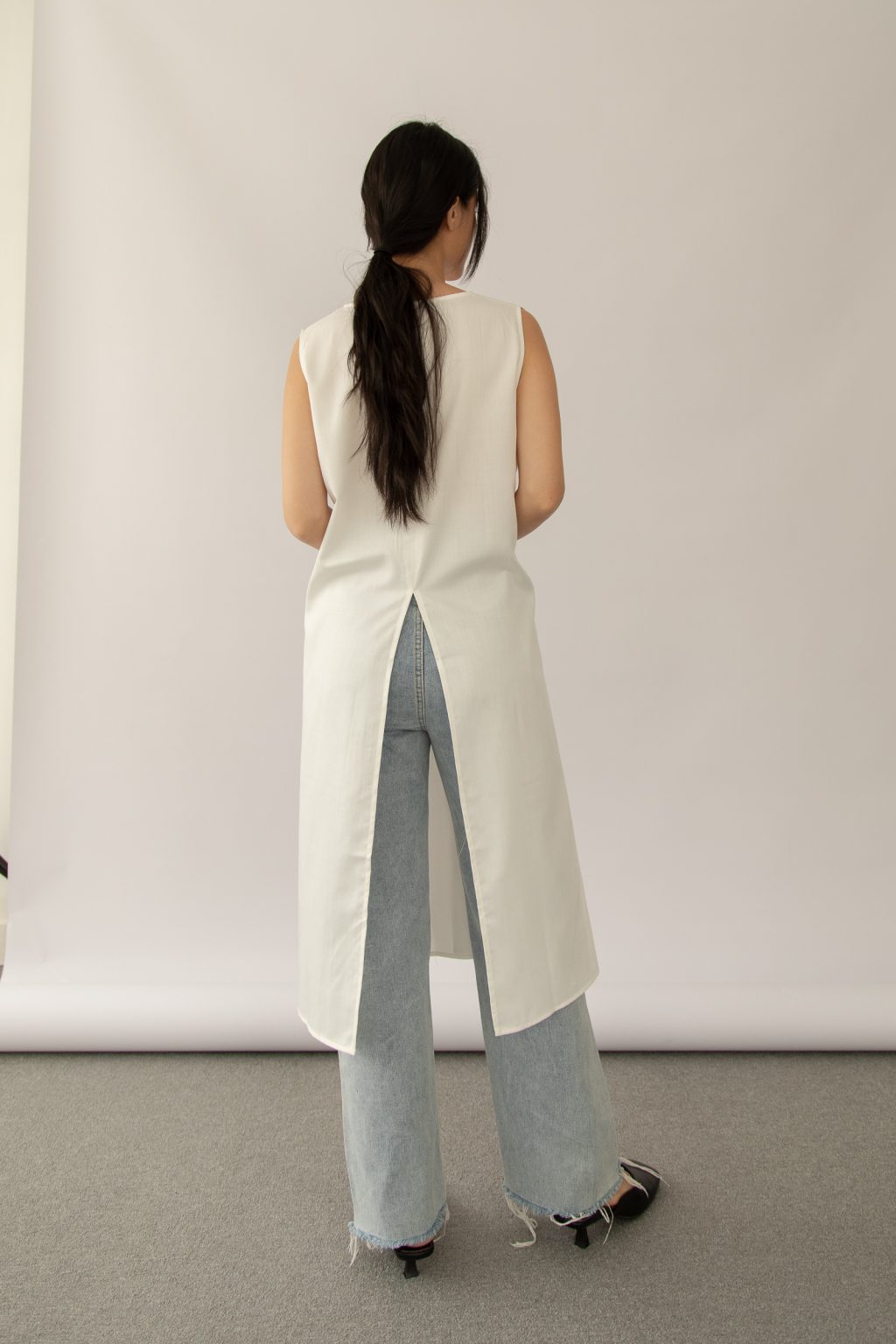 Studio Now Kehlani Sleeveless Blouse White - Image 2