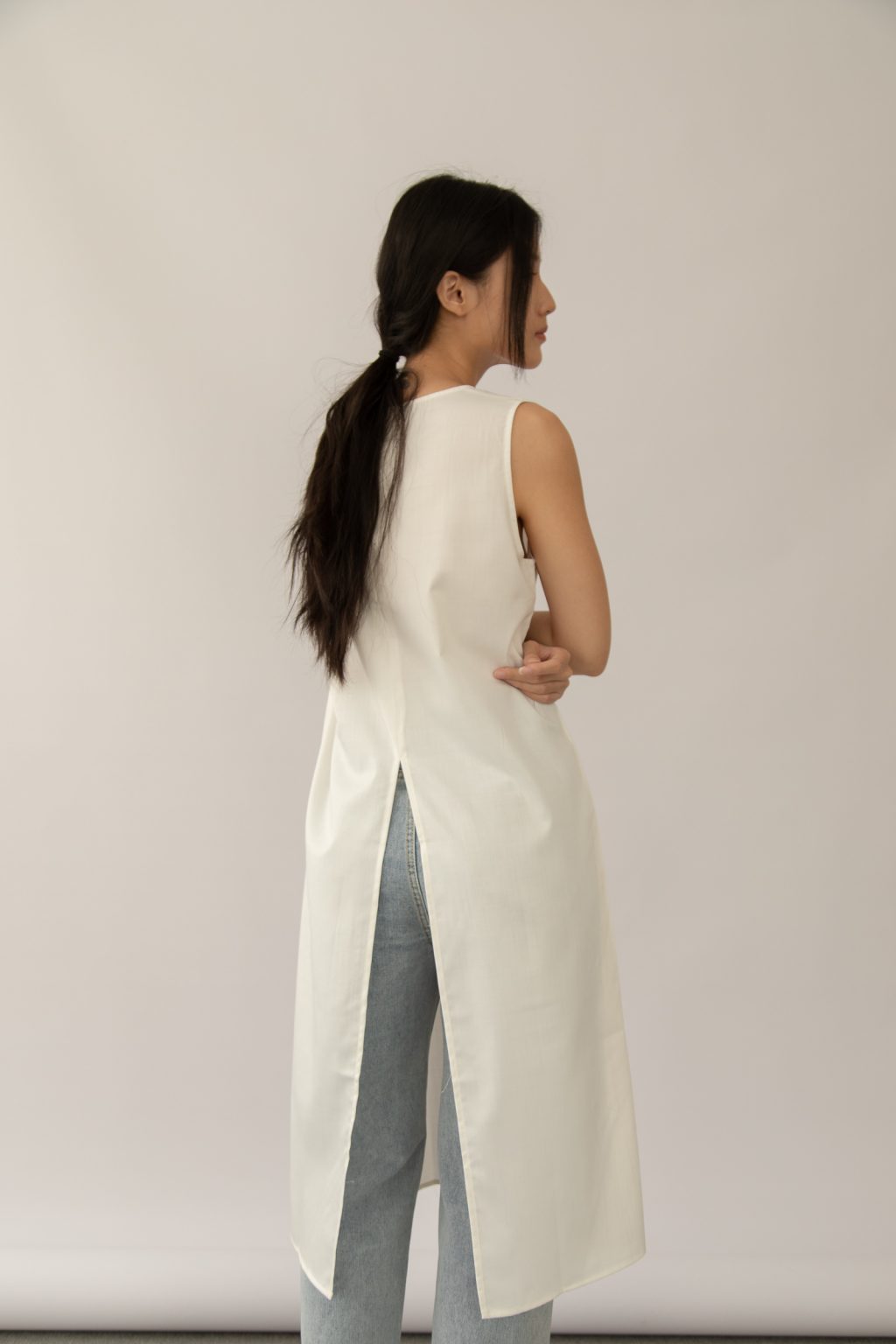 Studio Now Kehlani Sleeveless Blouse White - Image 5