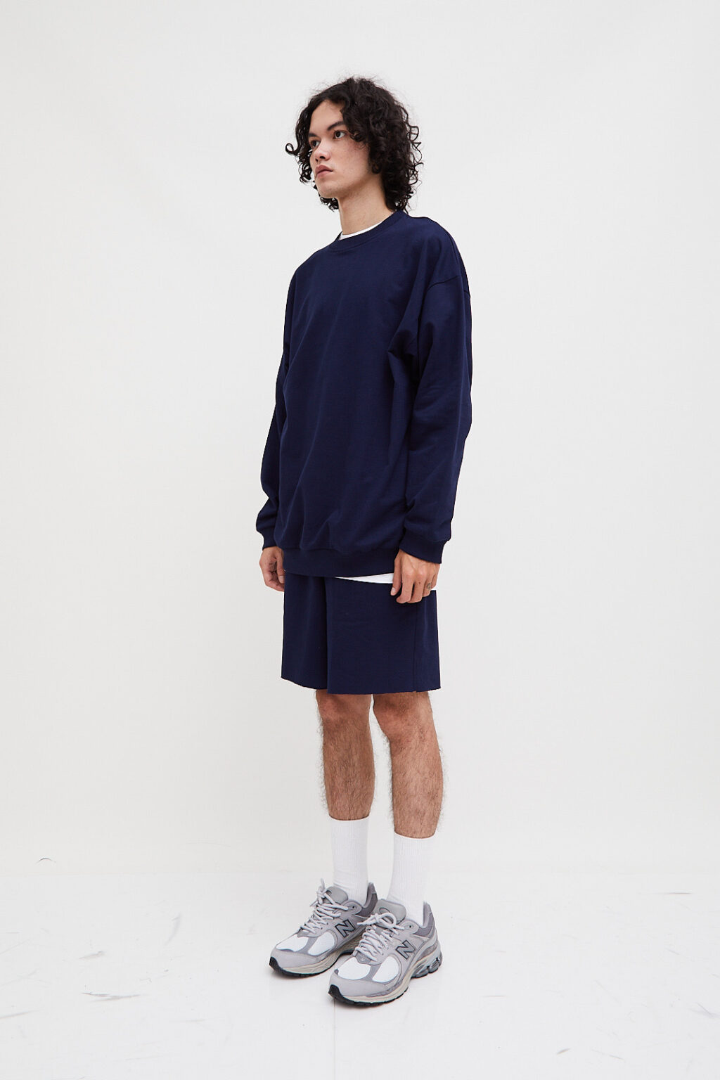 Neutra Sweatshirt Navy - Image 3