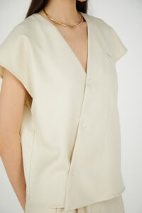 Collin vest bone