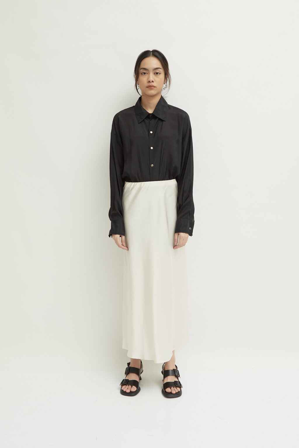 Gia Skirt Pearl - Image 3