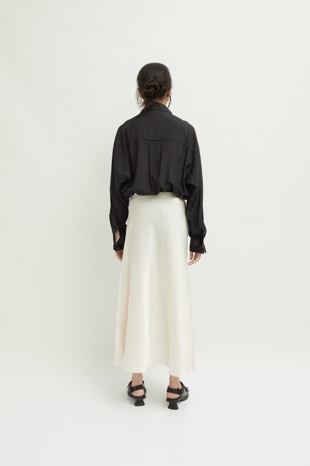 Gia Skirt Pearl - Image 4