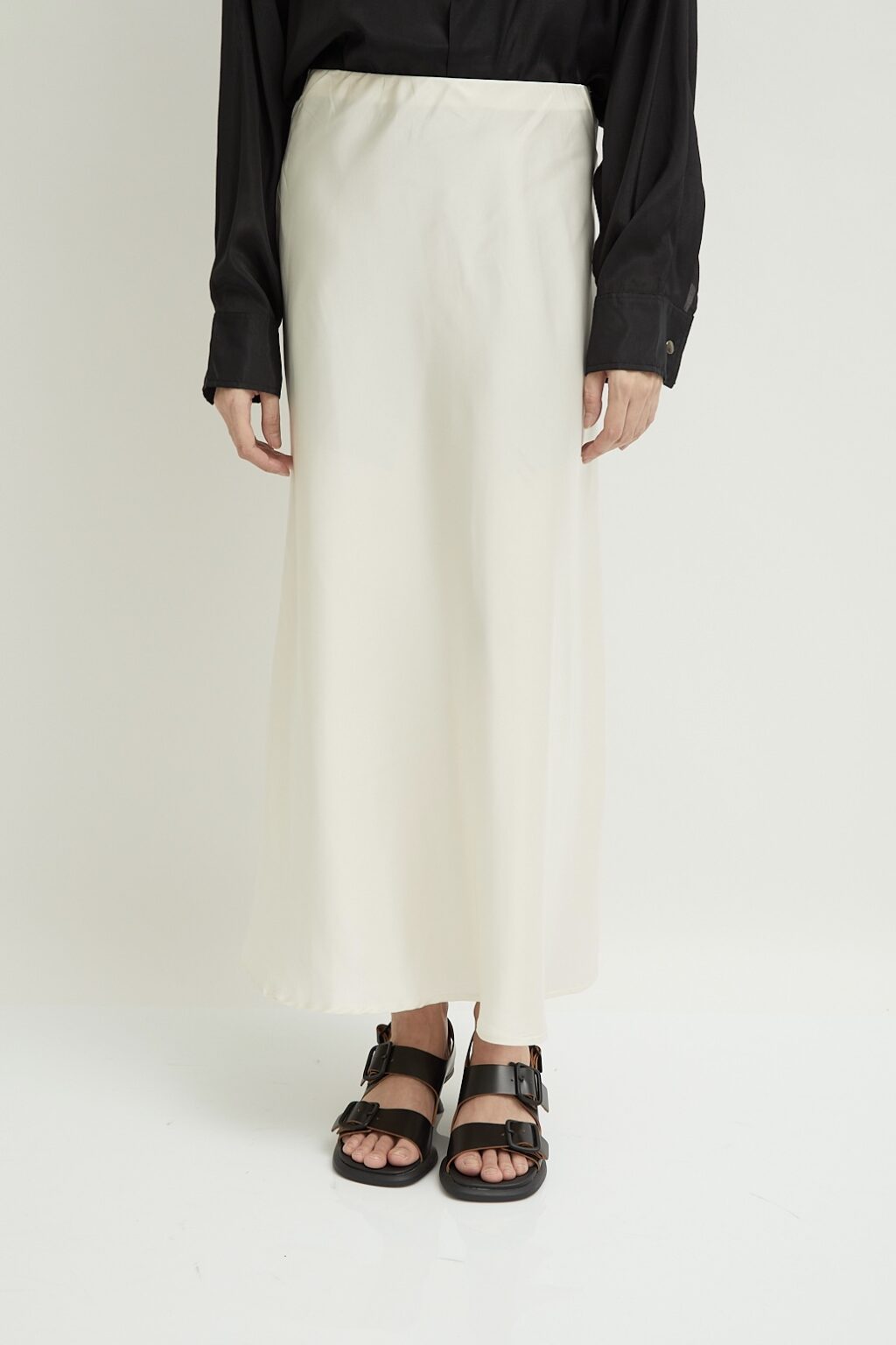 Gia Skirt Pearl - Image 5