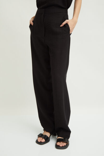 Isaora Trousers Black