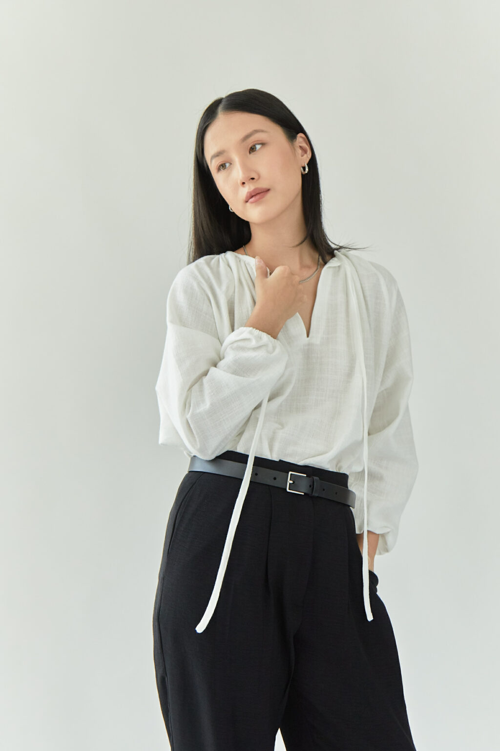 Studio Now Akira Blouse White - Image 2