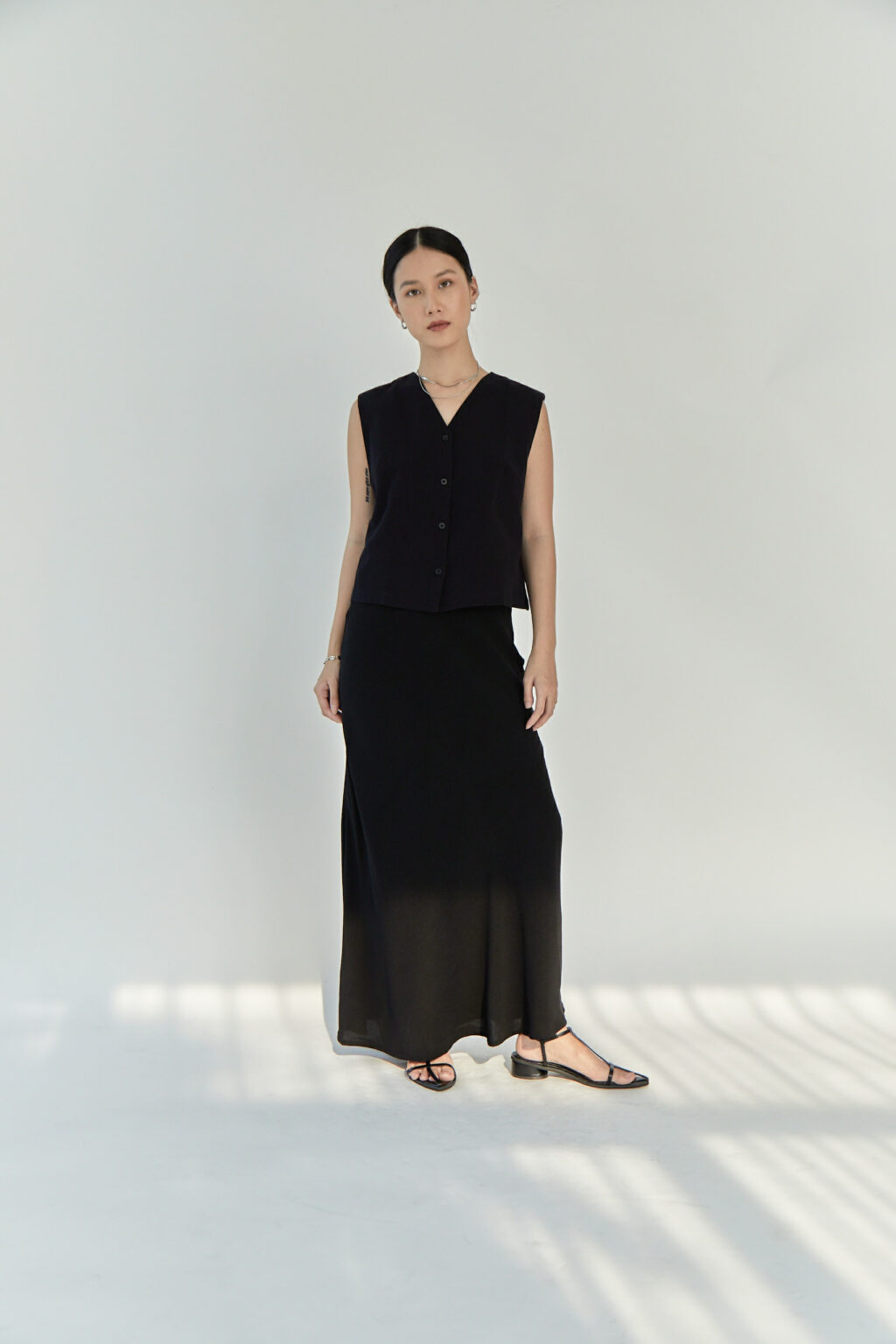 Studio Now Mercedes Vest Black - Image 3