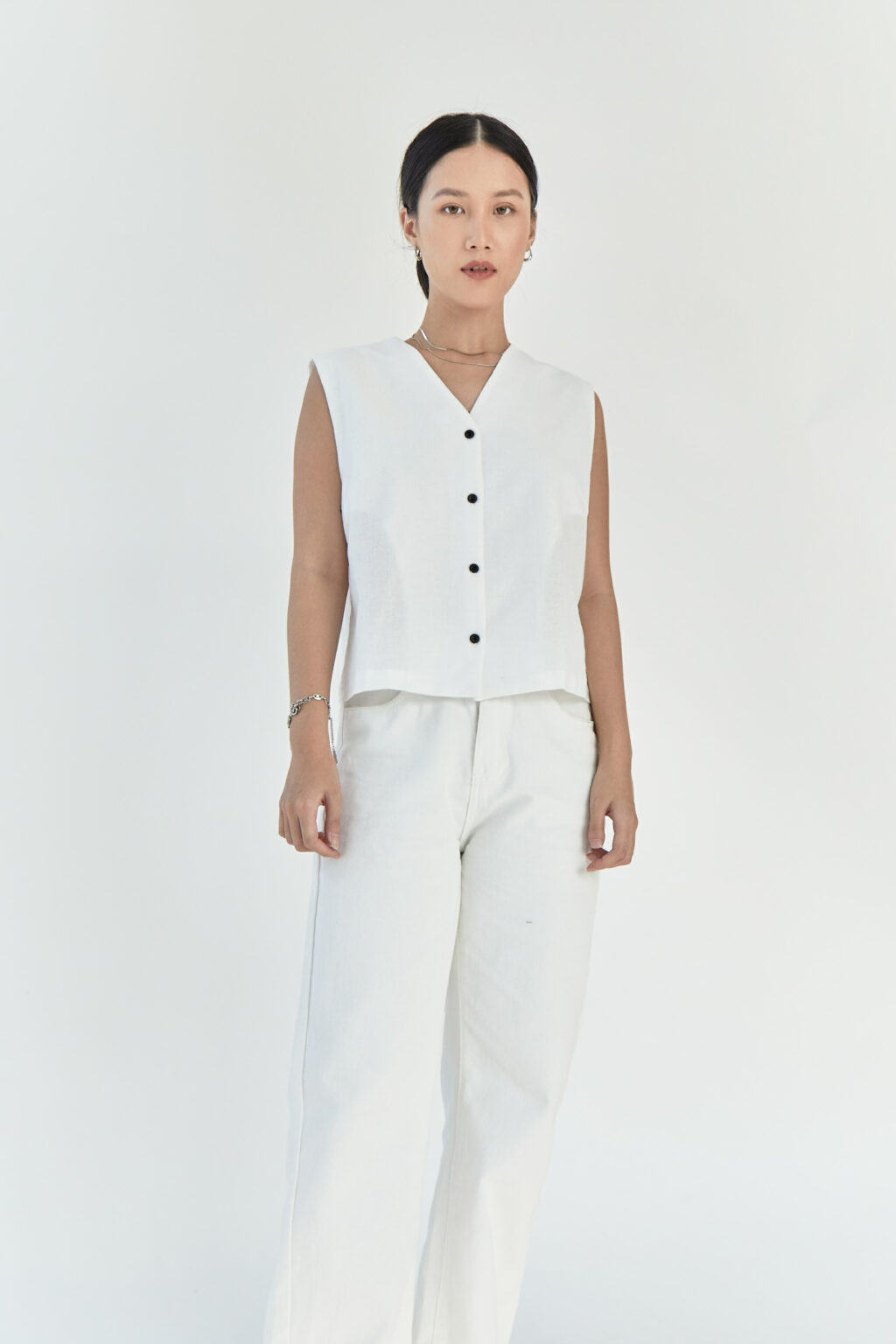 Studio Now Mercedes Vest White - Image 5