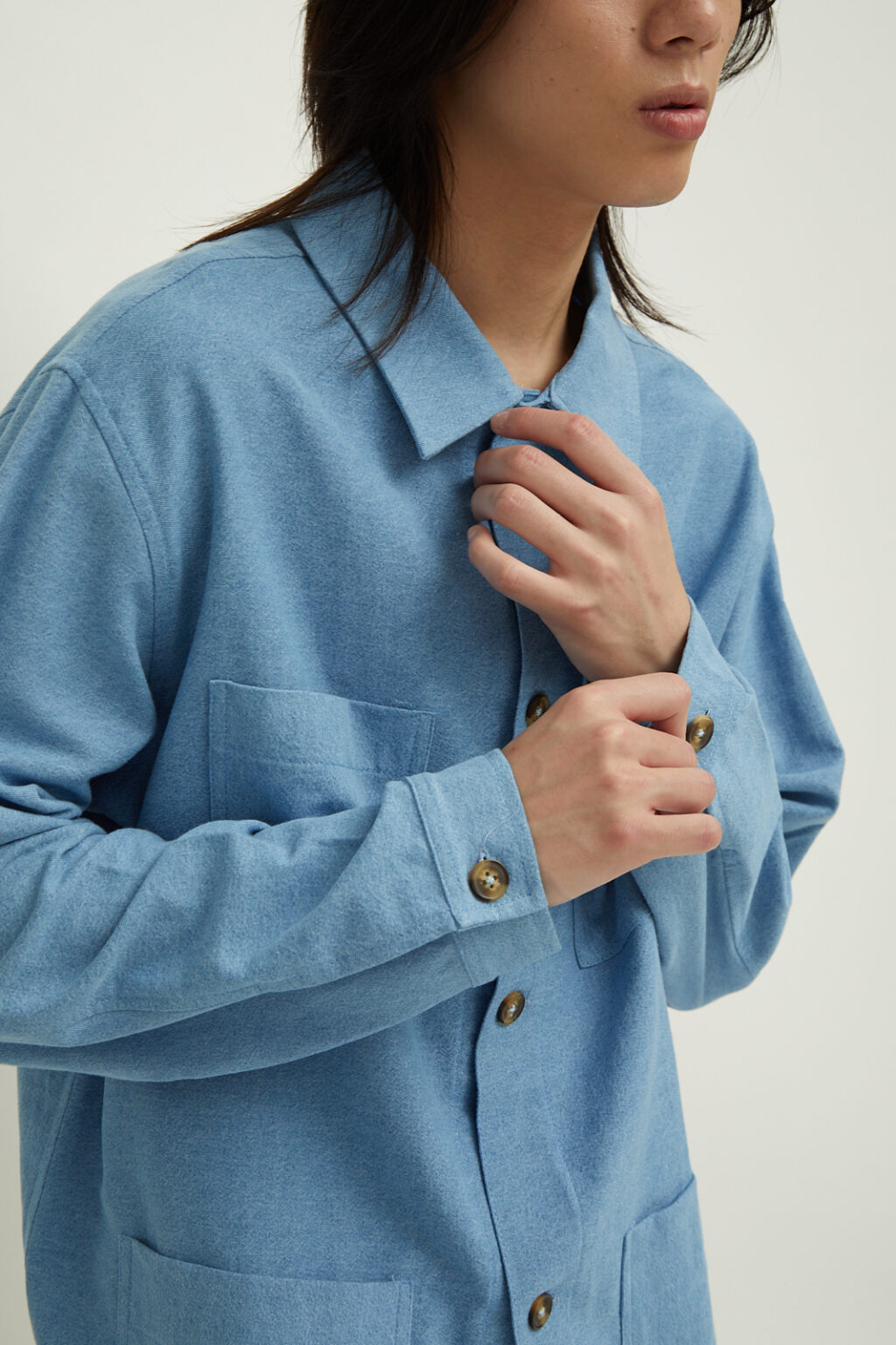 Solitaire Overshirt Light Denim - Image 5