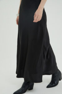 Gia Skirt Black