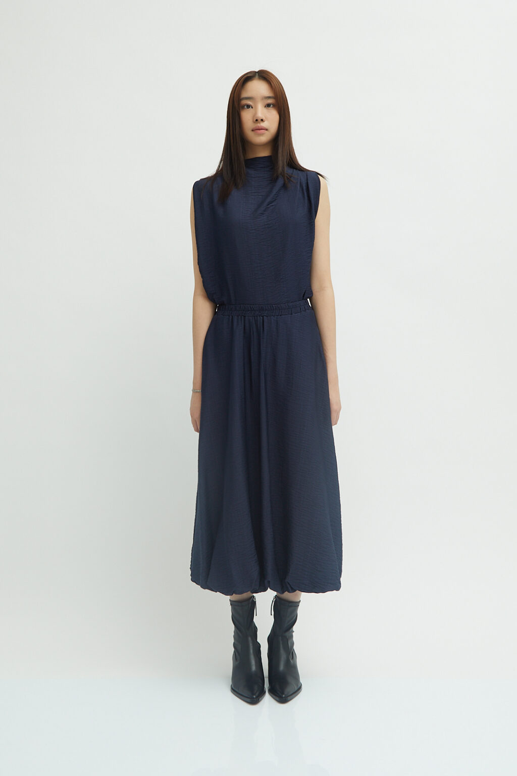 Max Skirt Navy - Image 3
