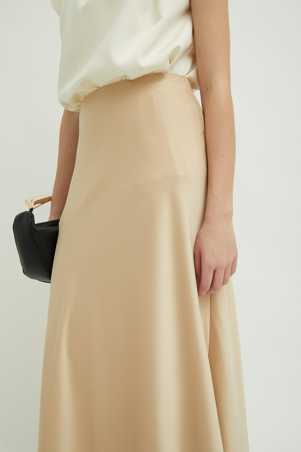 Gia Skirt Champagne - Image 2