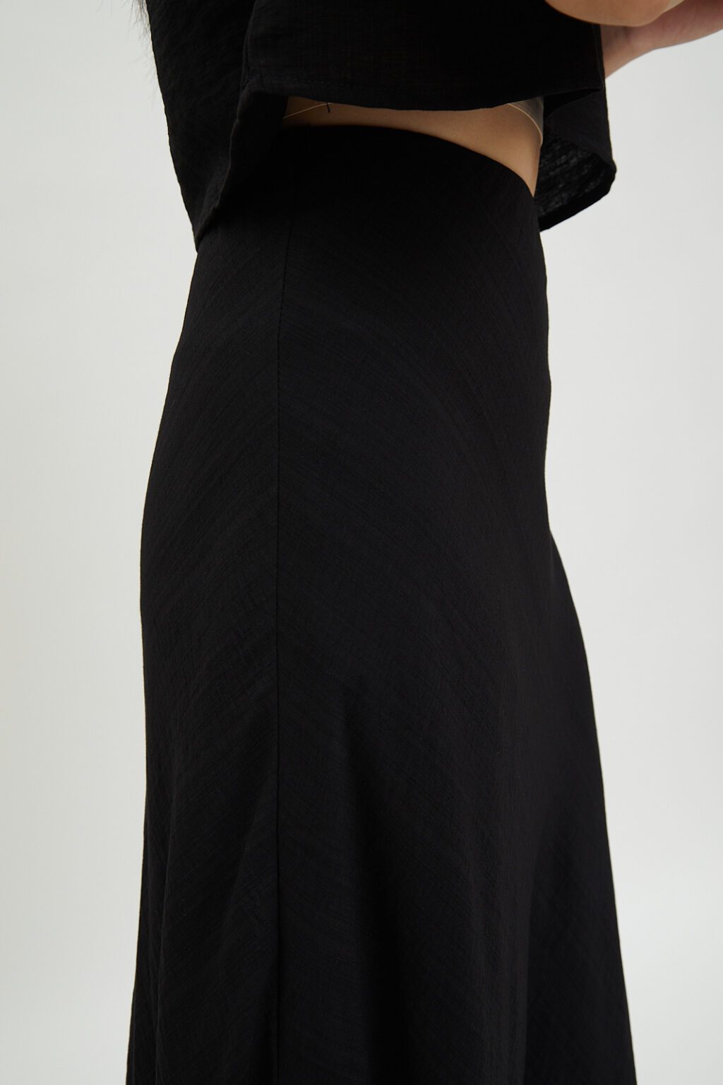 Moia Skirt Black - Image 5