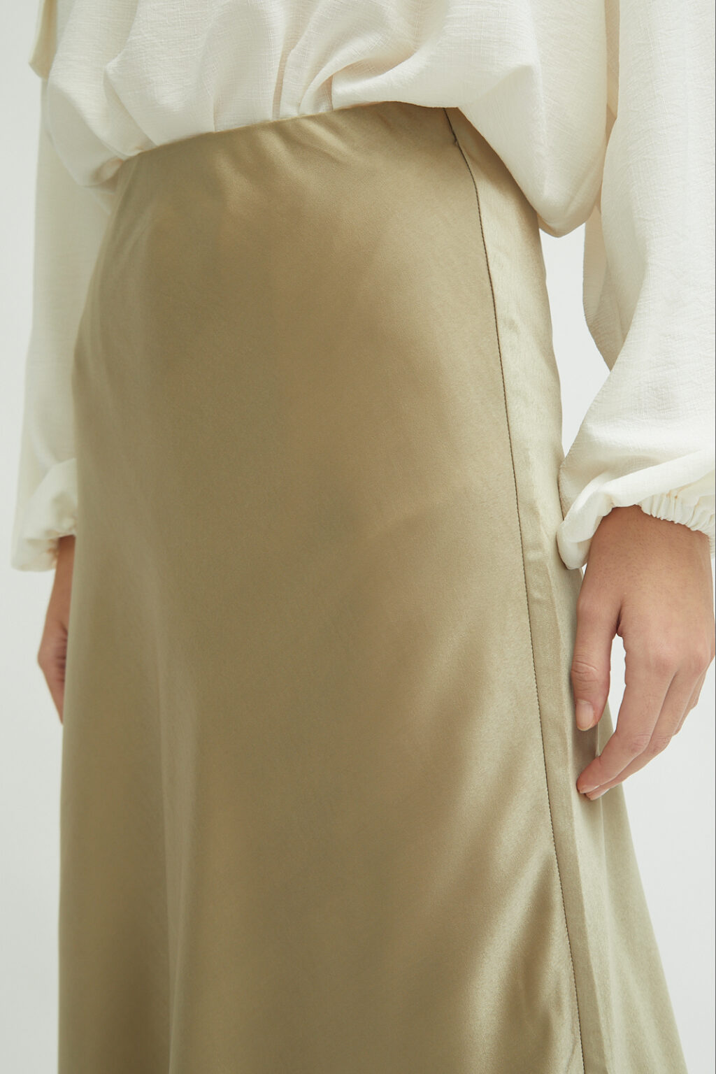 Gia Skirt Olive Green - Image 2