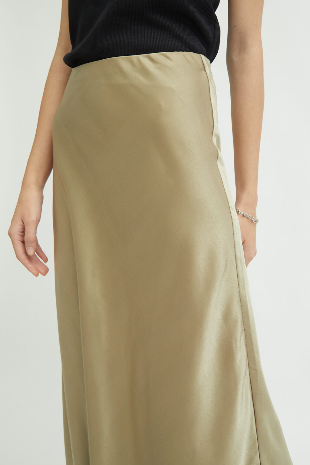 Gia Skirt Olive Green - Image 9