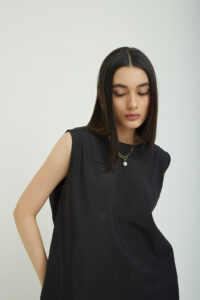 Mikaia Top Black