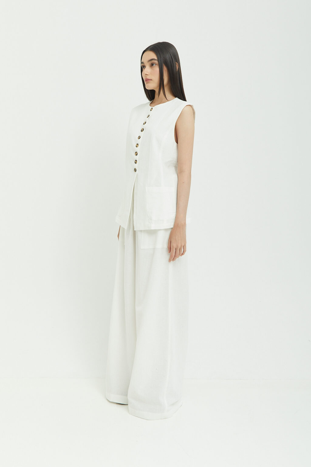 Mia Vest White Linen - Image 5