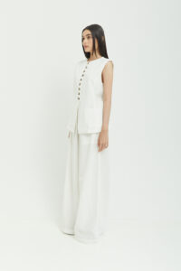 Mia Vest White Linen