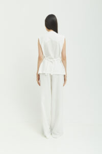 Mia Vest White Linen