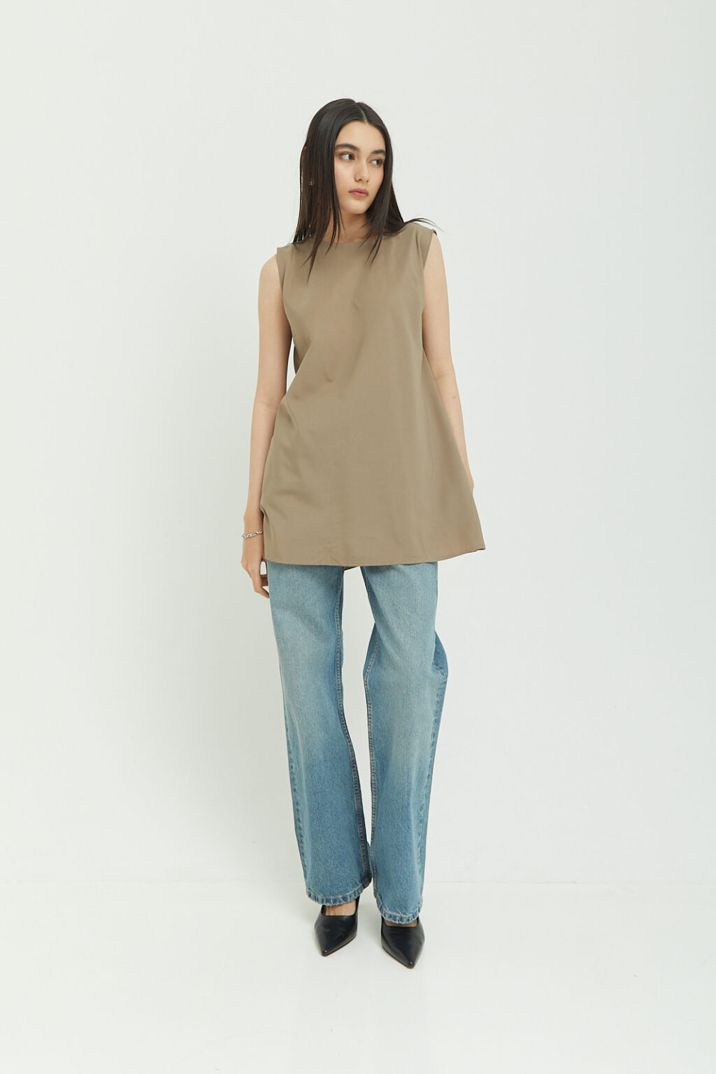 Mikaia Top Taupe - Image 2