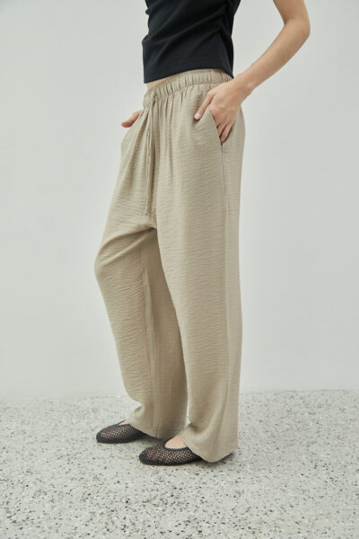 Studio Now Aubry Pants Khaky