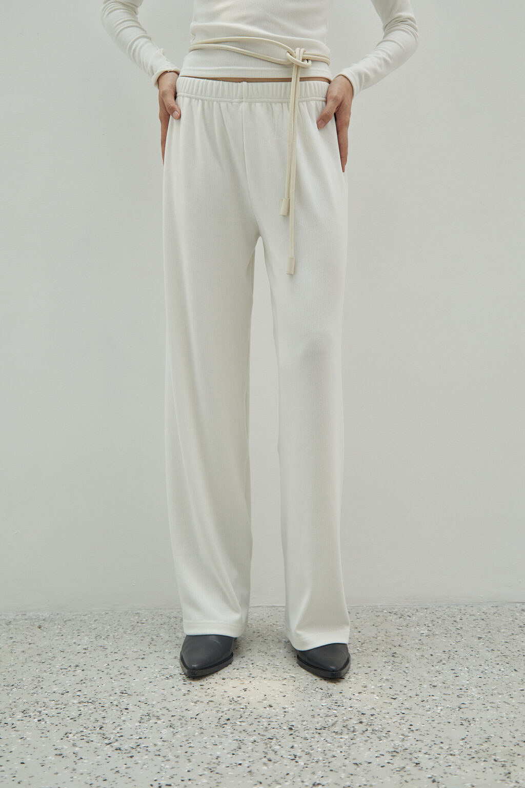 Studio Now Mile Pants White - Image 2