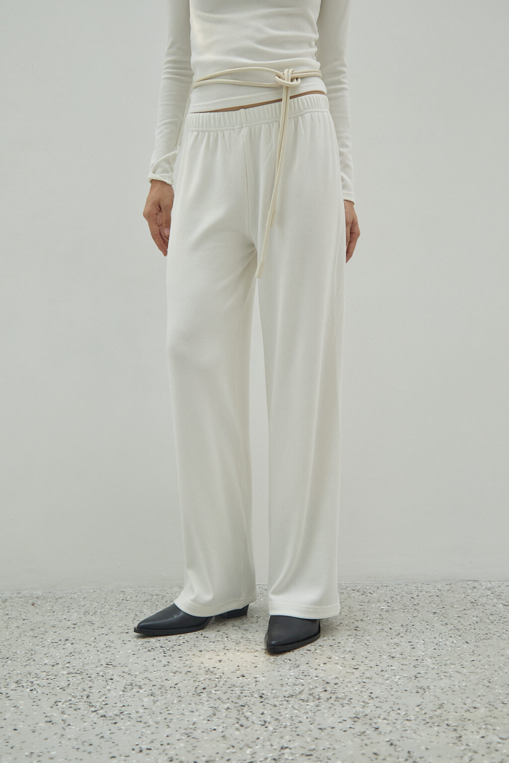 Studio Now Mile Pants White - Image 3