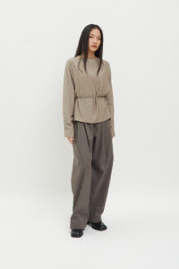 Rowan Top in Taupe