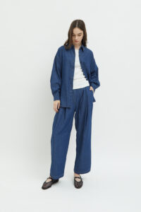 General soft denim shirt