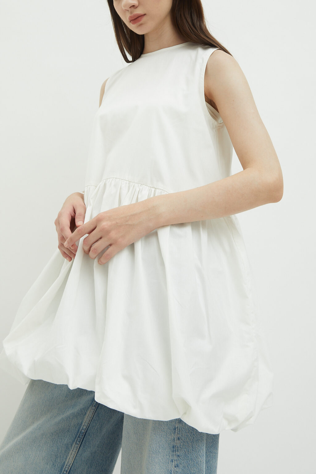 Cloud Top White - Image 6