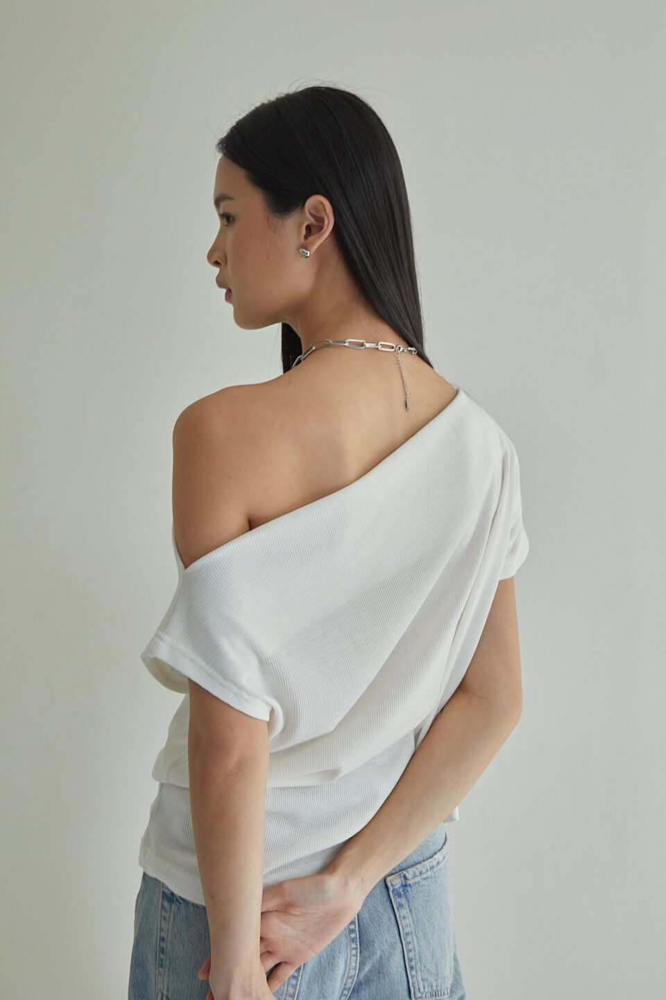 Studio Now Everra Asymmetric Top White - Image 5