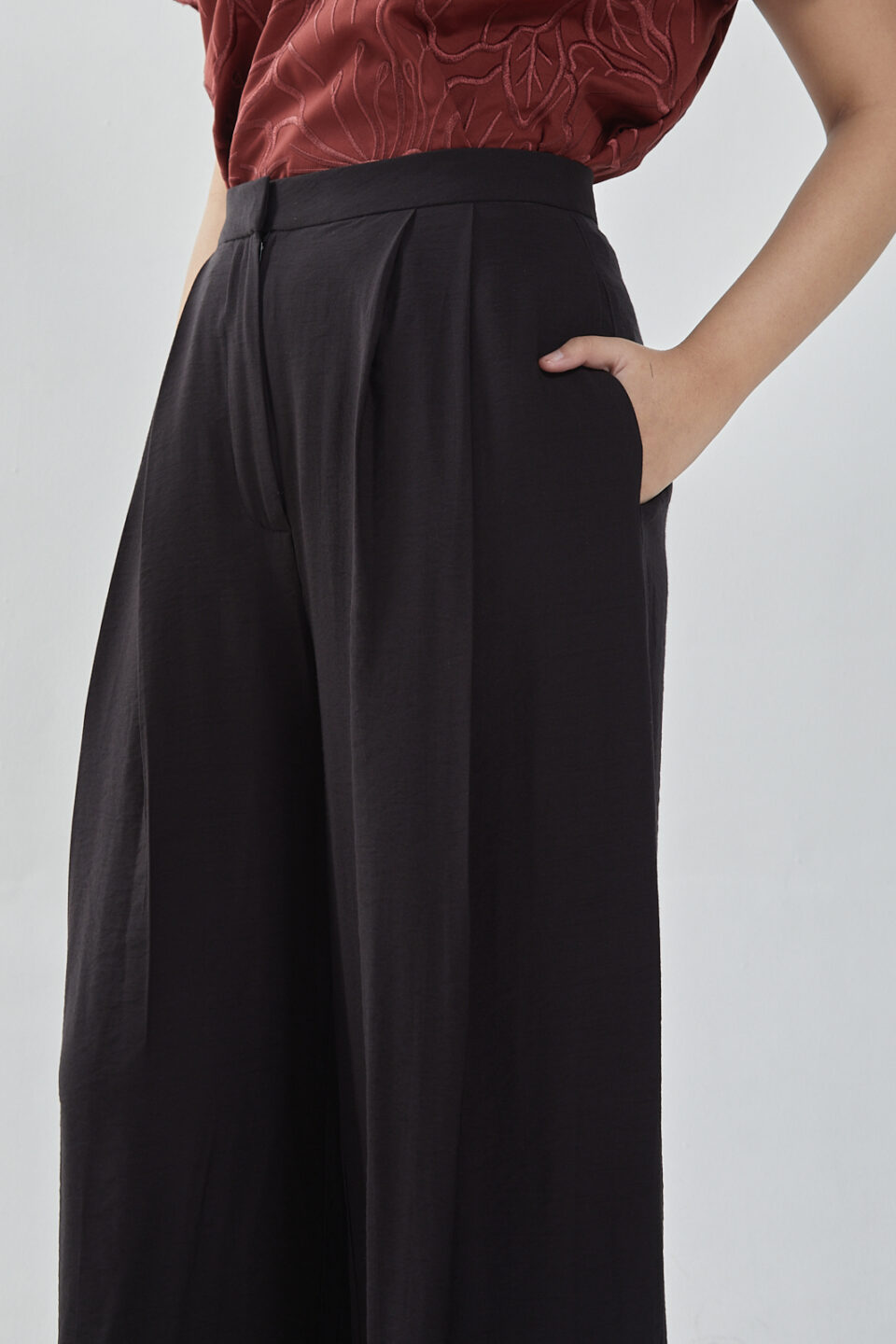Parish Pants Black - Image 5