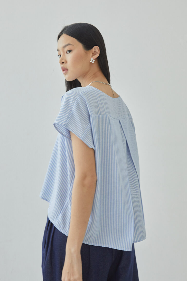 Studio Now Numa Top Blue Stripes