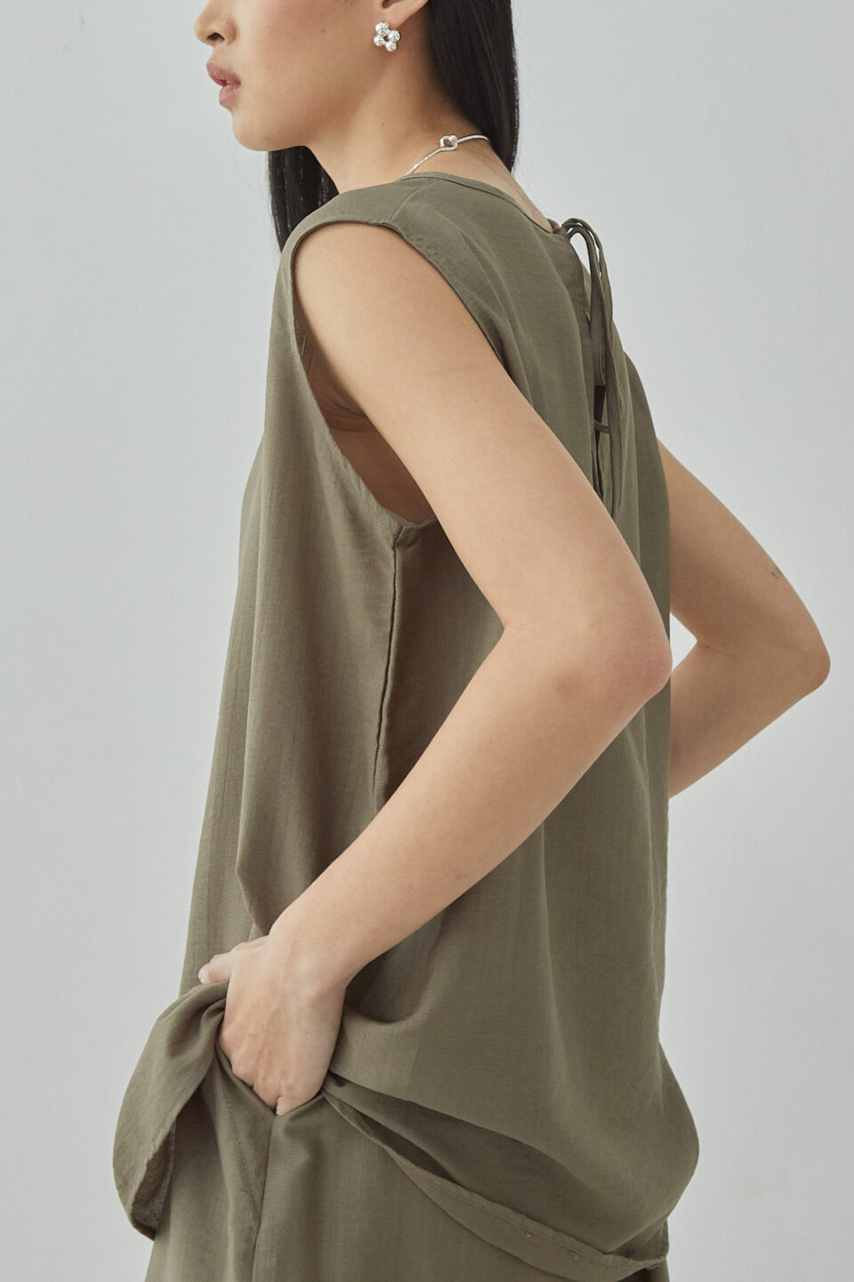 Studio Now Noire Tank Olive - Image 2
