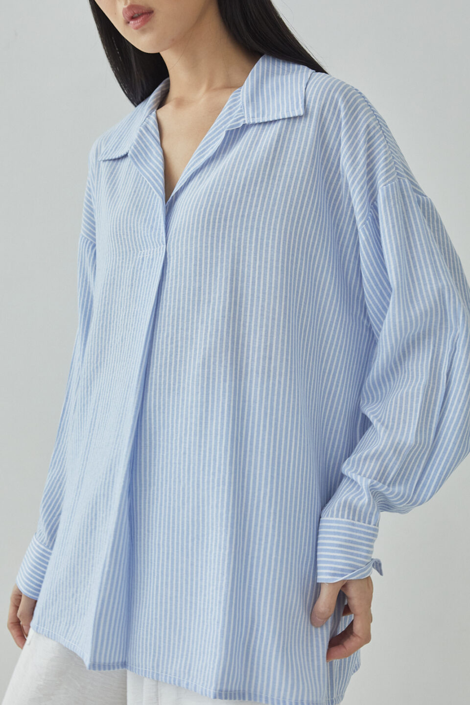 Studio Now Venn Blouse Blue Stripes - Image 4