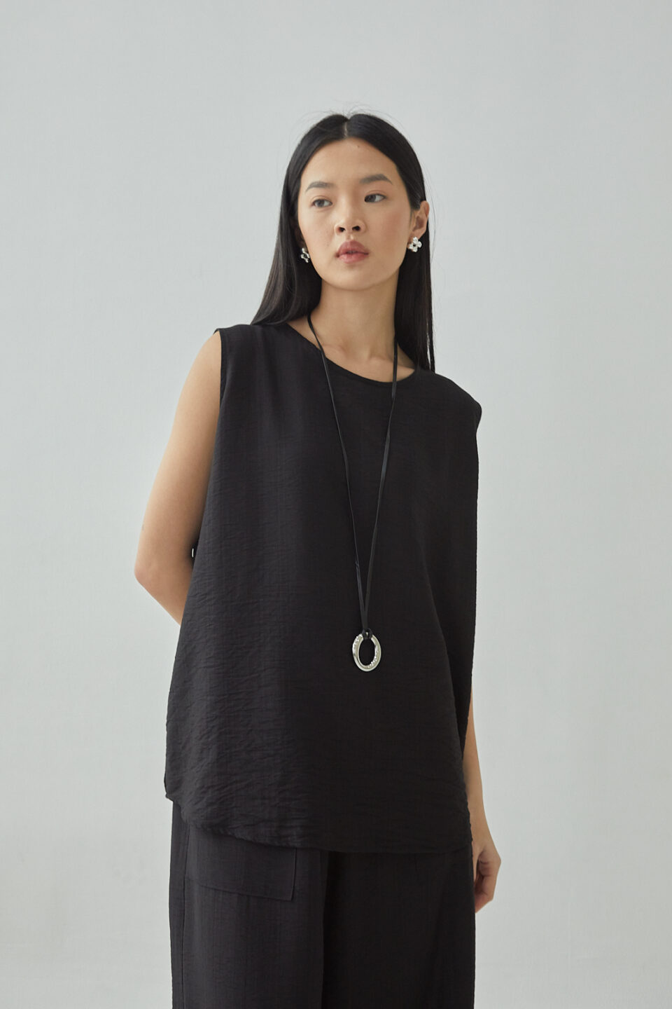 Studio Now Noire Tank Black - Image 5