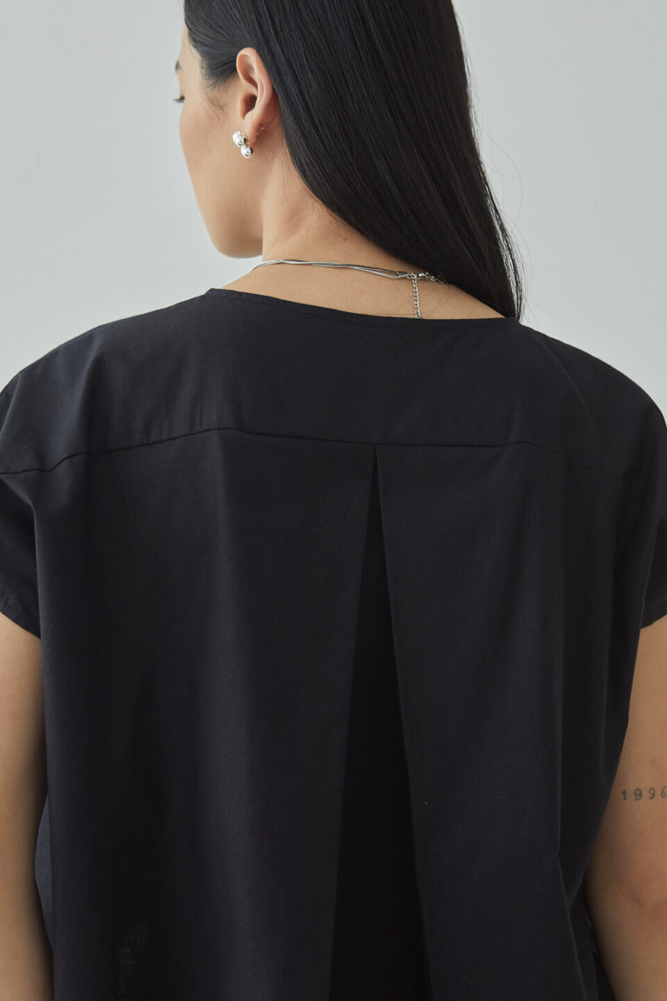 Studio Now Numa Top Black - Image 7
