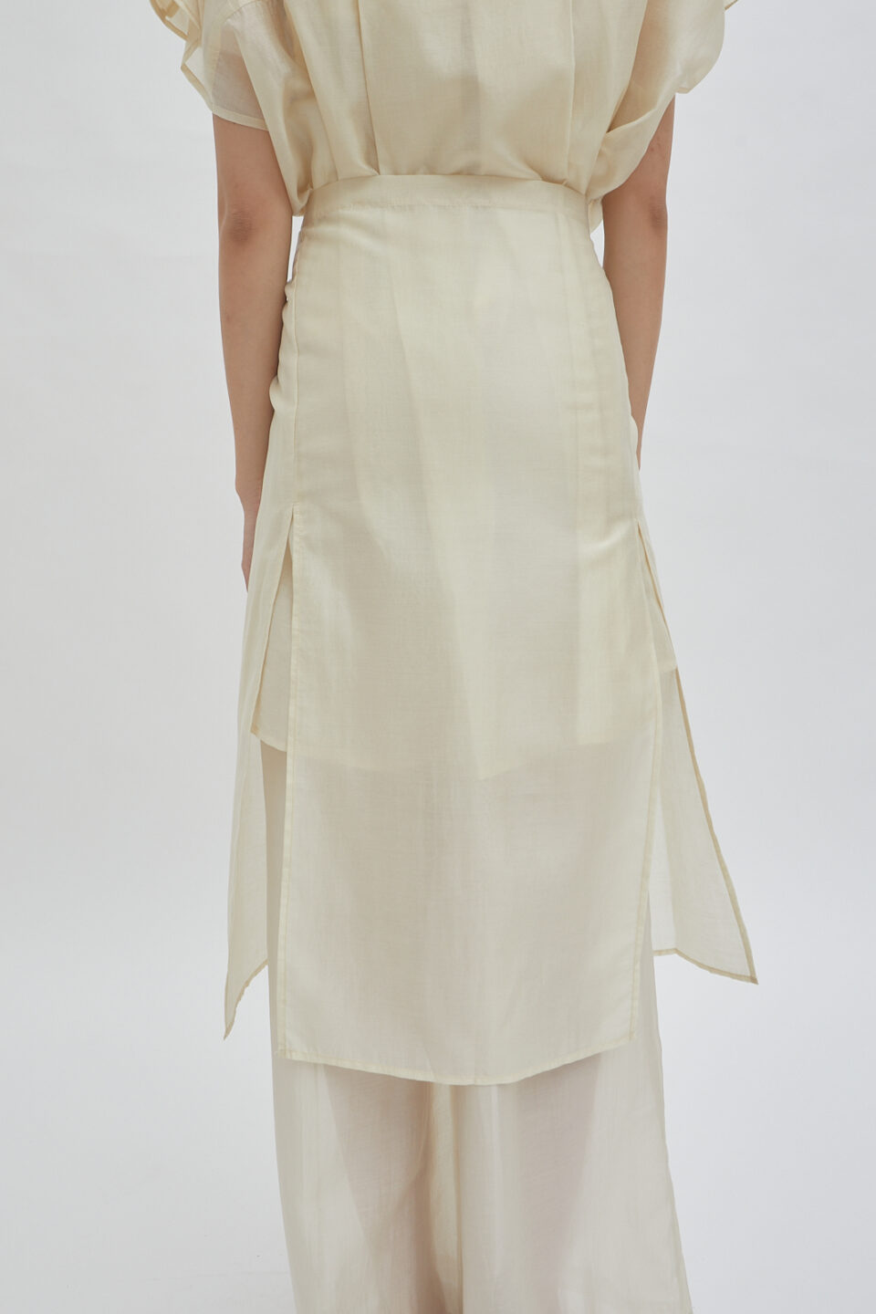 Misha layer skirt in sheer butter - Image 4