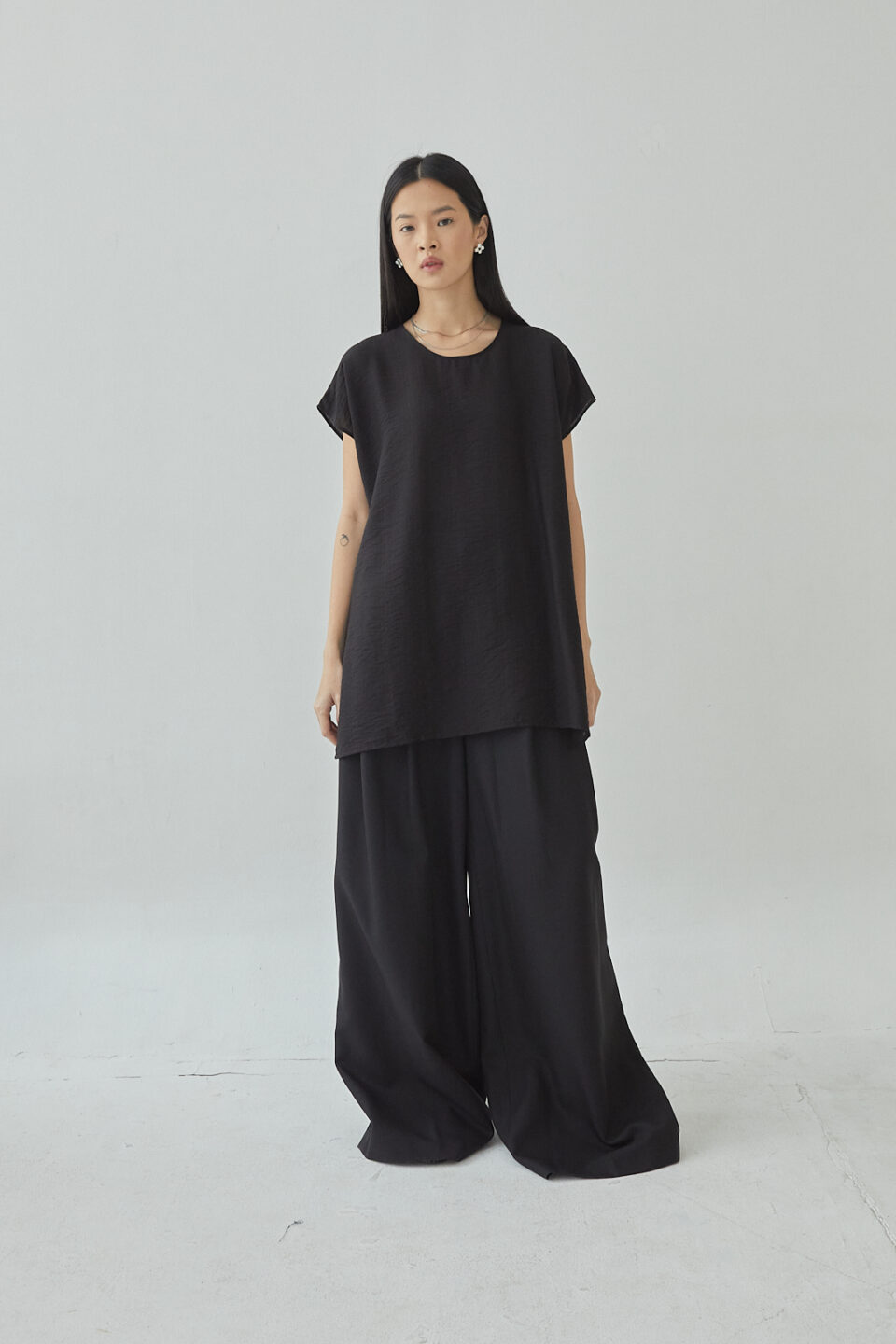 Studio Now Miria Top Black - Image 3