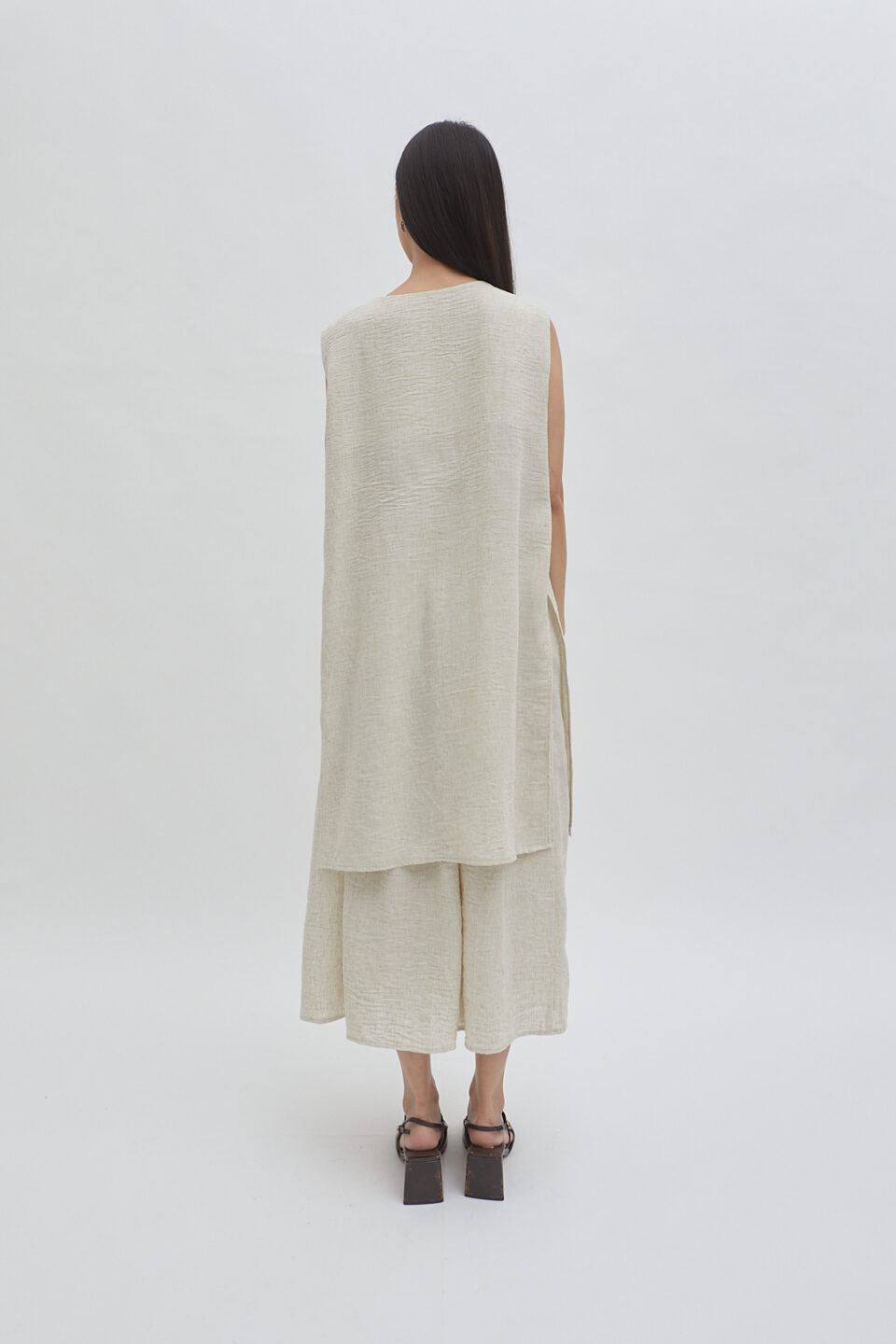 Kasha Multiway Top Linen - Image 5