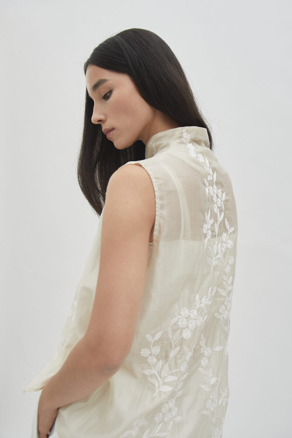 Savoy sleeveless top butter - Image 2
