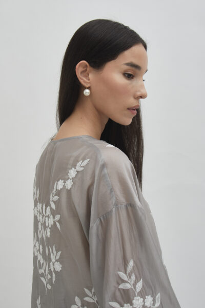 Savoy embroidered shirt in smoke