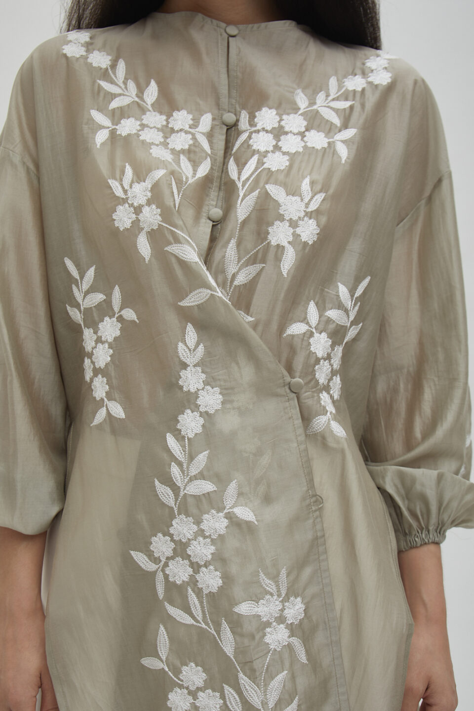 Savoy embroidered shirt in dusk - Image 2