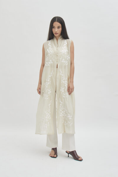 Savoy Embroidery Long Top in Butter