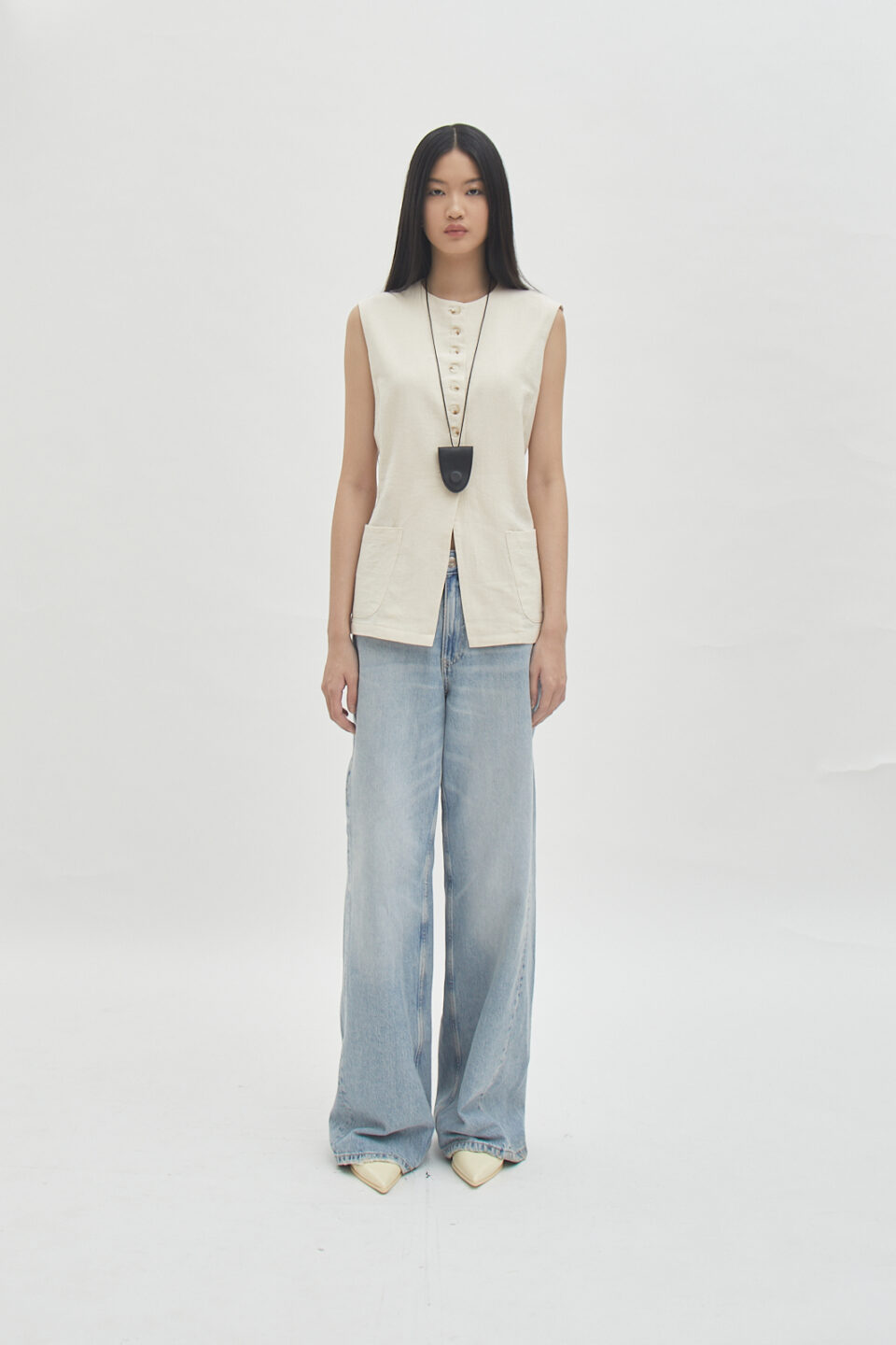 Mia Vest Linen Butter