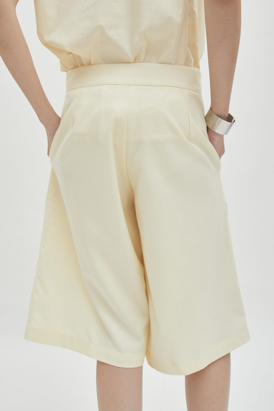 Marco Bermuda Butter - Image 6