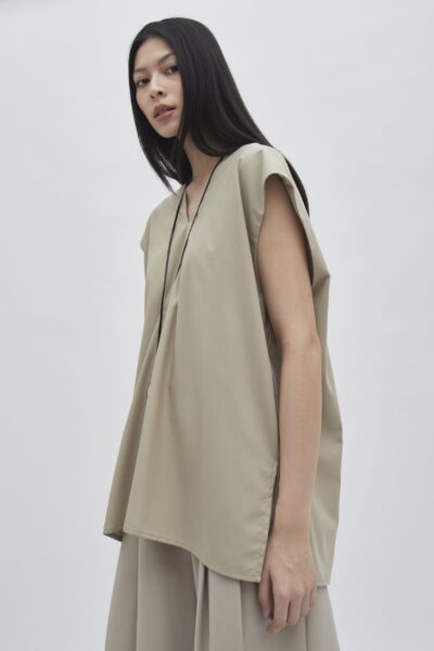 Notch Top In Dune